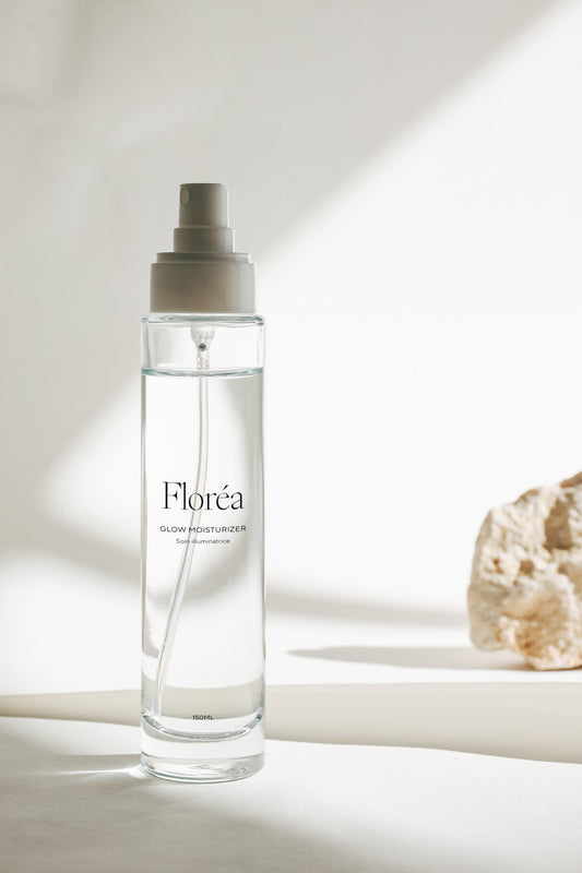 Mockup esthétique de flacon vaporisateur en verre