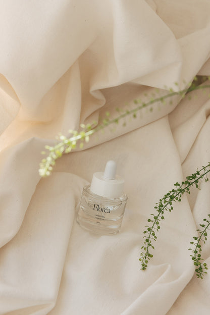 Mockup de flacon compte-gouttes en verre